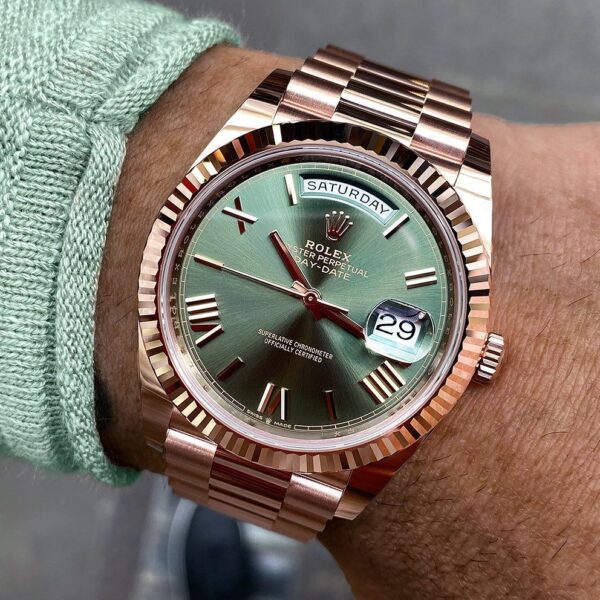 DayDate40RoseGold228235OliveDial6 DayDate 40 Olive Rose Gold Pour Homme