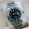 SUBMARINER LUNETTE VERTE MODÈLE Starbucks