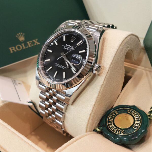 ROLEXdatejust126334-0018_cb652f31-a450-47e2-9f0a-056c69a50d01 Datejust 41 Noir Jubilé Pour Homme