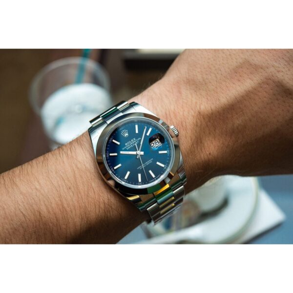 Rolex-Datejust-41-126300-000113 Datejust 126300 Fond Bleu Oyster 41 mm