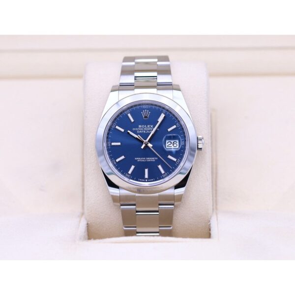 Rolex-Datejust-41-126300-00013 Datejust 126300 Fond Bleu Oyster 41 mm