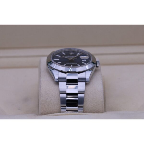 Rolex-Datejust-41-126300-00016 Datejust 126300 Fond Bleu Oyster 41 mm