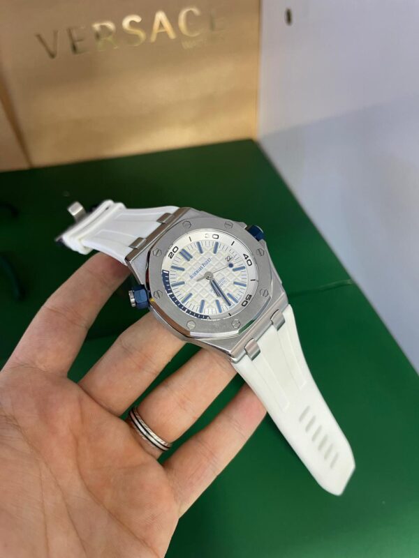 WhatsAppImage2023-04-09at04.29.45_2 Audemars Offshore Diver 44 mm Blanche