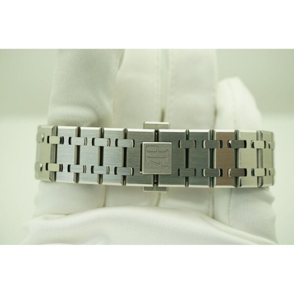 ap4_10358e30-d297-4d36-be19-c15cd6cd0e73 Audemars Royal Oak Bleu 41 mm