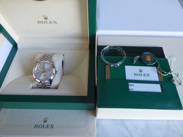 datejustgris1 Datejust 126334-0004 Silver 41 mm Pour Homme