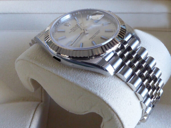 datejustgris3 Datejust 126334-0004 Silver 41 mm Pour Homme