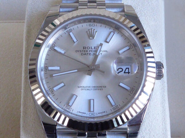 datejustgris4 Datejust 126334-0004 Silver 41 mm Pour Homme