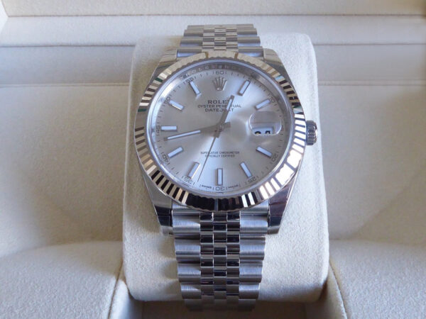 datejustgris5 Datejust 126334-0004 Silver 41 mm Pour Homme