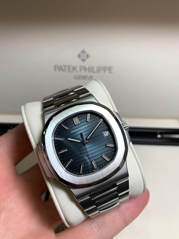 Patek Nautilus Automatique 57111A