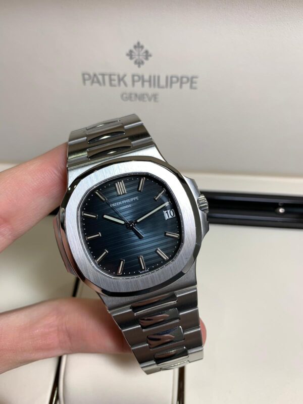 Patek Nautilus Automatique 57111A