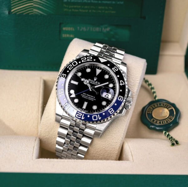 r16 GMT-Master II "BATGIRL" 126710BLNR Jubilée Pour Homme