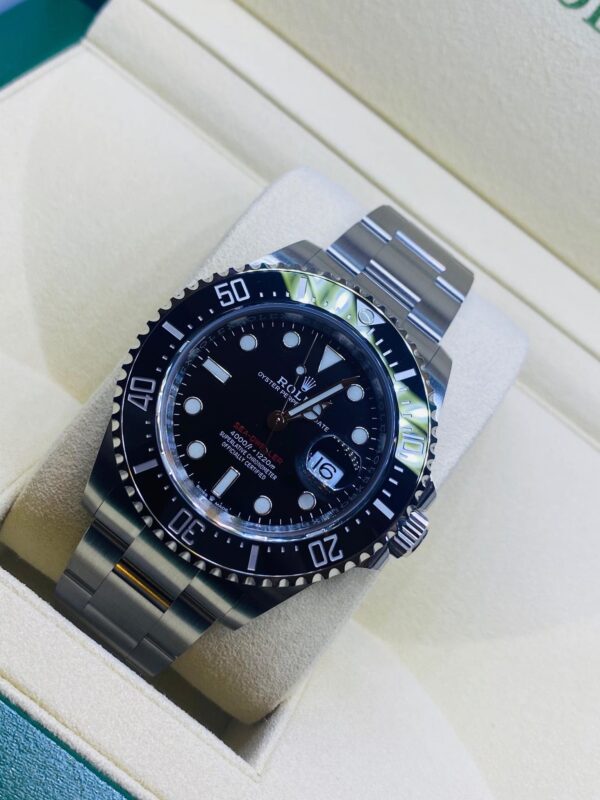 Sea Dweller Fond Noir 126600-0001