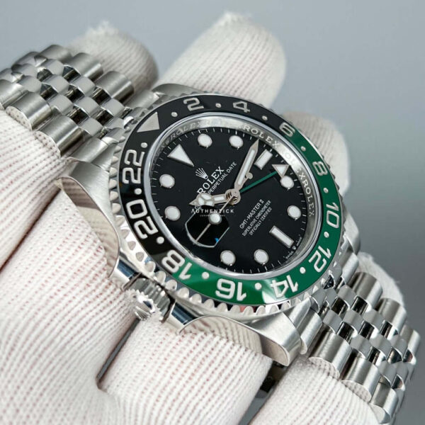 rolex-gmt-master-ii-stainless-steel-jubilee-lefty-sprite-126720vtnr-184_1080x_dbe2c809-0f60-470b-9c02-f426eaf8e68e GMT MASTER 2 Sprite Date Pour Les gauchers Modèle 2022